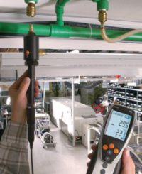 Многофункциональный гигрометр Testo 635-2 и бесконтактный влагомер для древесины